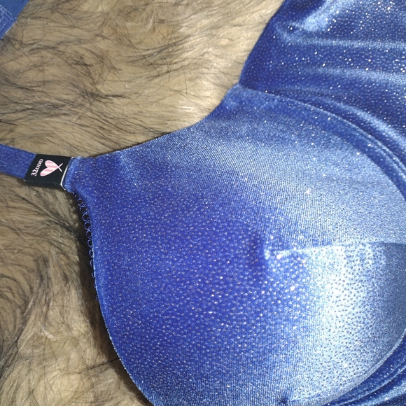 Victoria Secret Bra - Picture 3 of 5